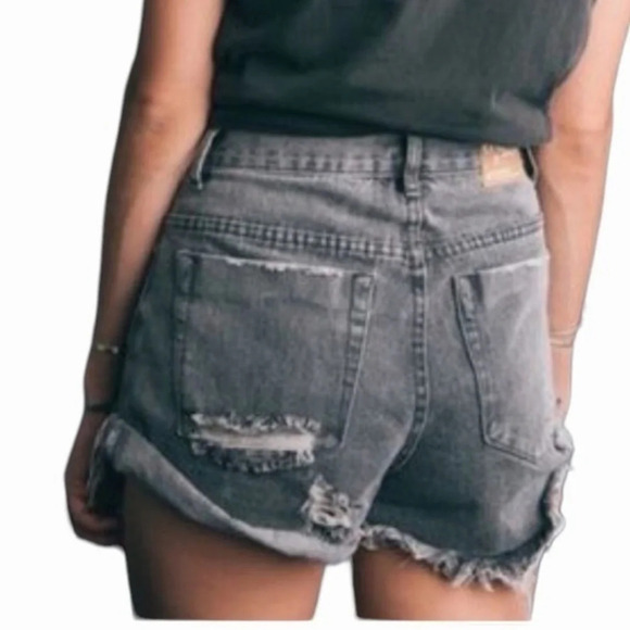 One Teaspoon Distressed ripped Mid Rise Denim Phantome Chargers in Phantome Gray - Picture 3 of 12